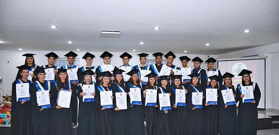 Grados Bachilleres Académicos 2017 -1 sede Garzon