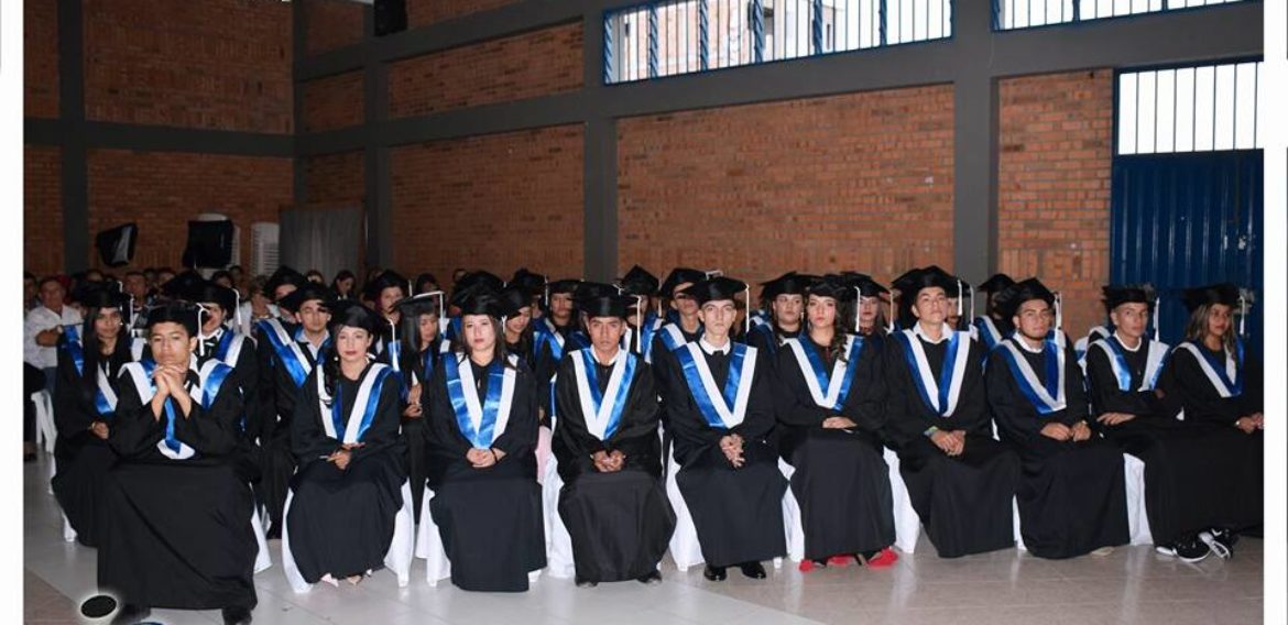 Grados Bachilleres Académicos Sede Pitalito 2017-1
